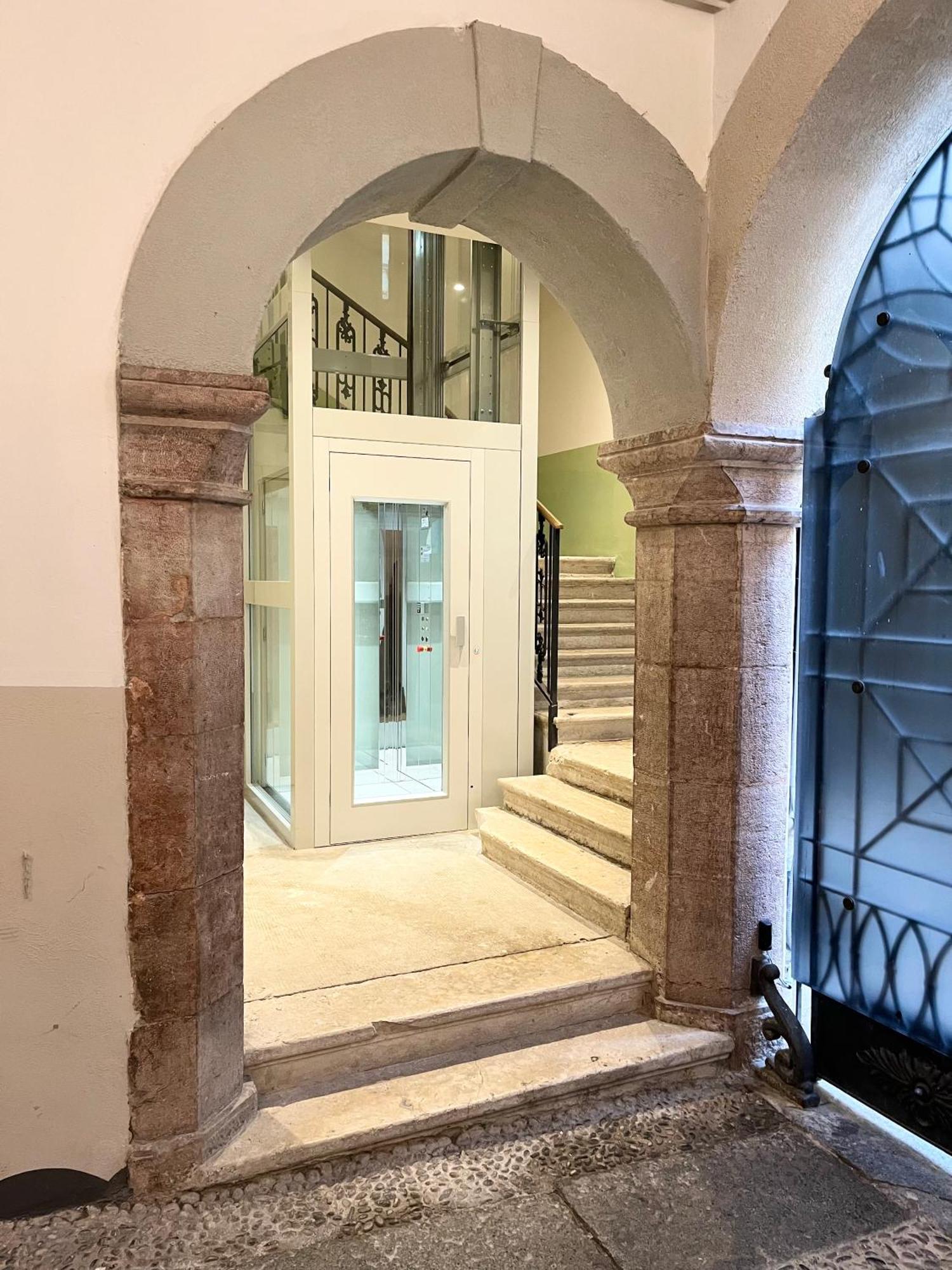 Appartamento Dolce Vita Riva del Garda Luaran gambar
