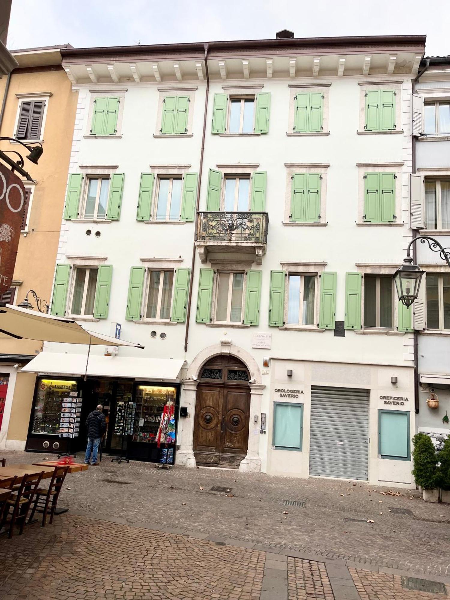 Appartamento Dolce Vita Riva del Garda Luaran gambar